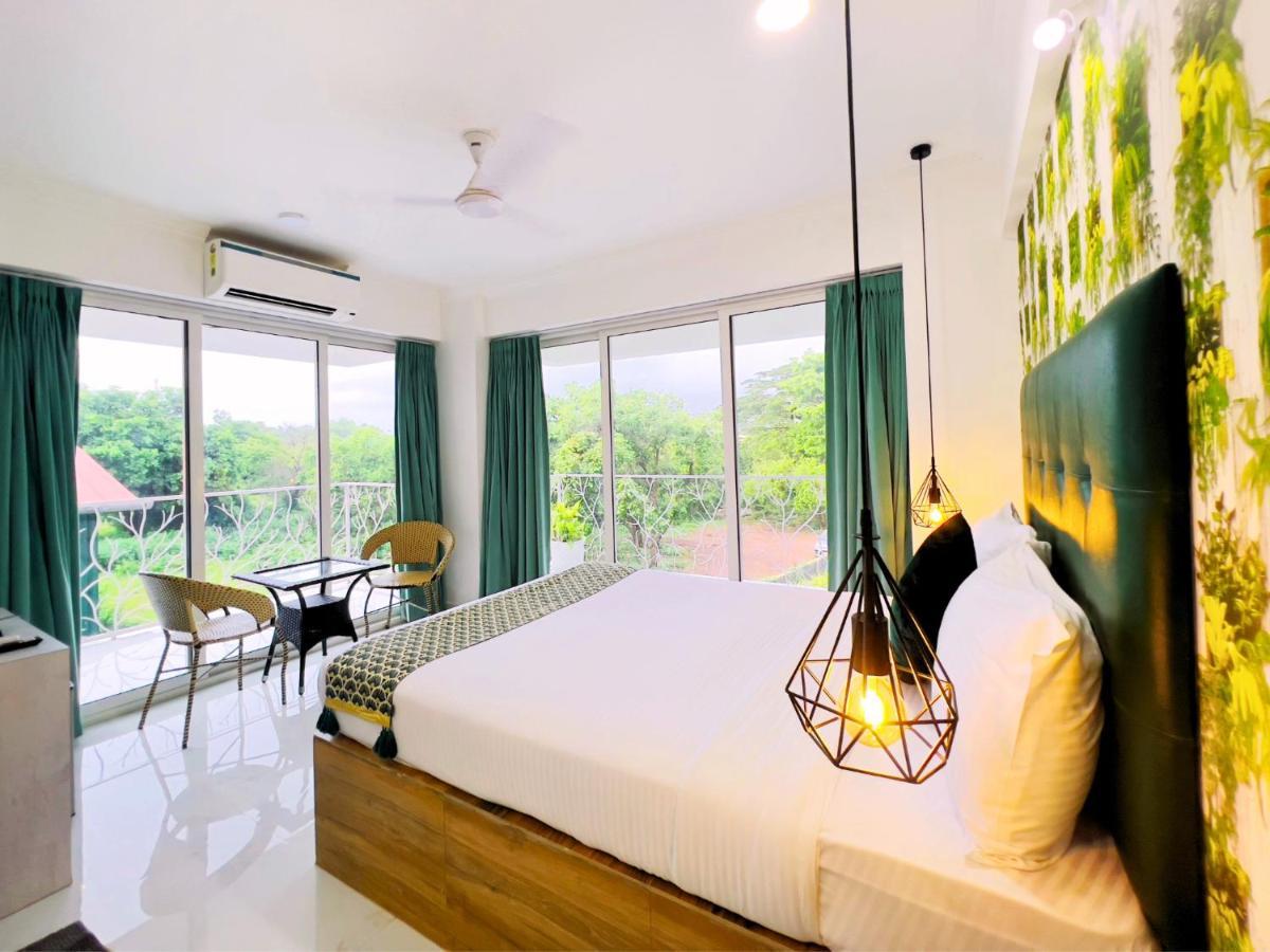 The Mayfield Resort, Vagator Анджуна Екстериор снимка