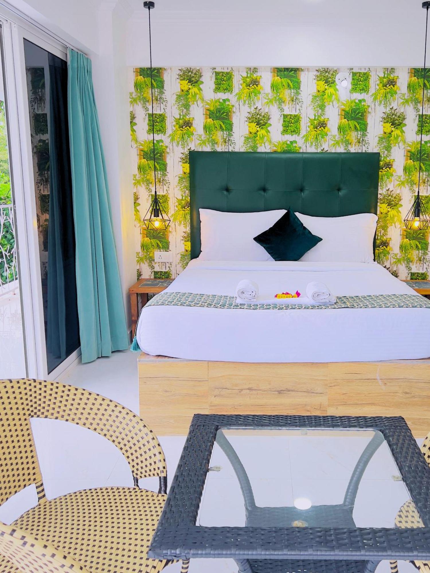 The Mayfield Resort, Vagator Анджуна Екстериор снимка